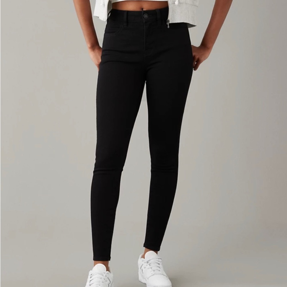 NWOT American Eagle Next Level Stretch Hi-Rise Jegging, Black